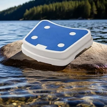 Modulárisan bővíthető hordozható fellépő lépcső